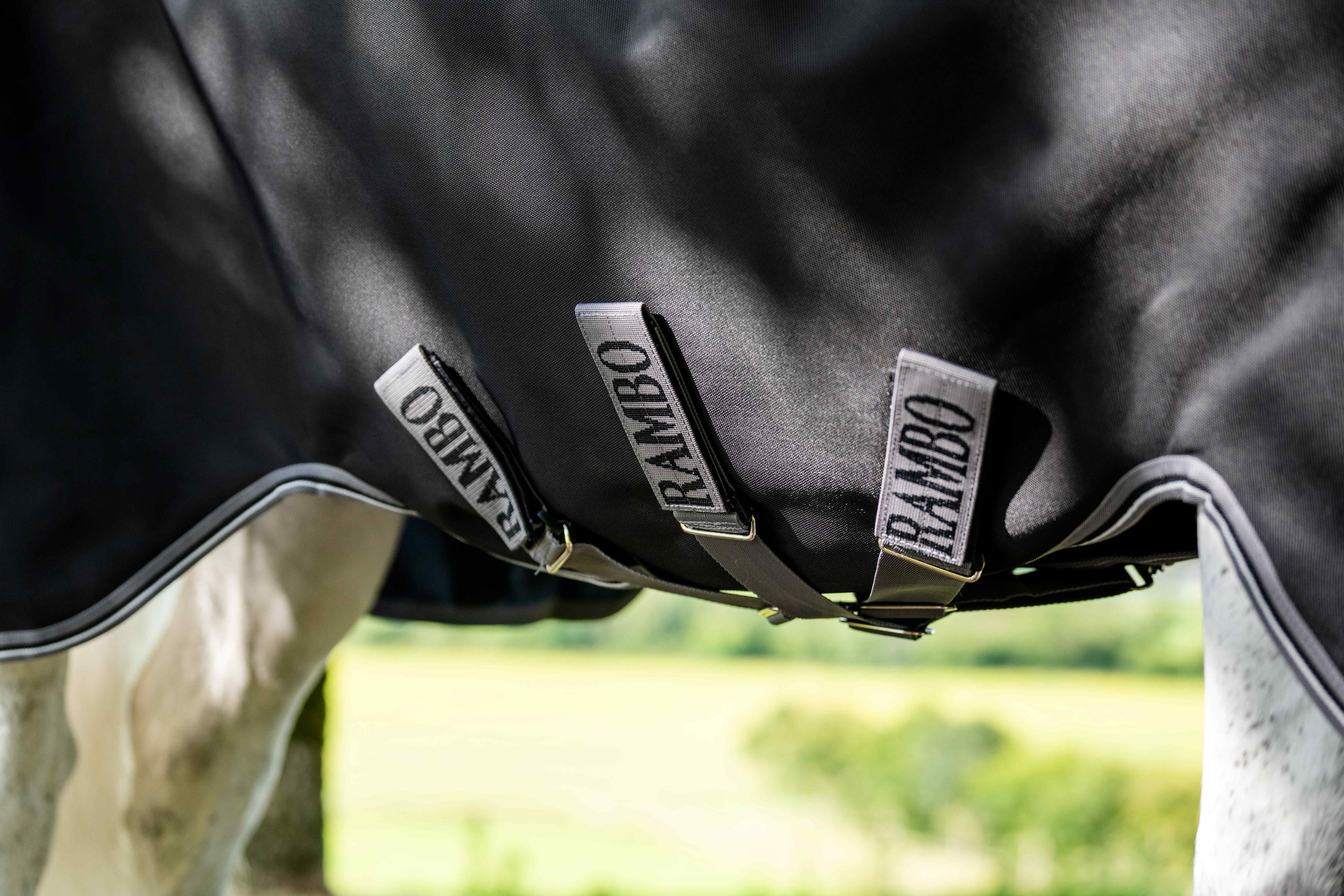 Rambo 1680D Ballistic Nylon Turnout 0g Regndækken