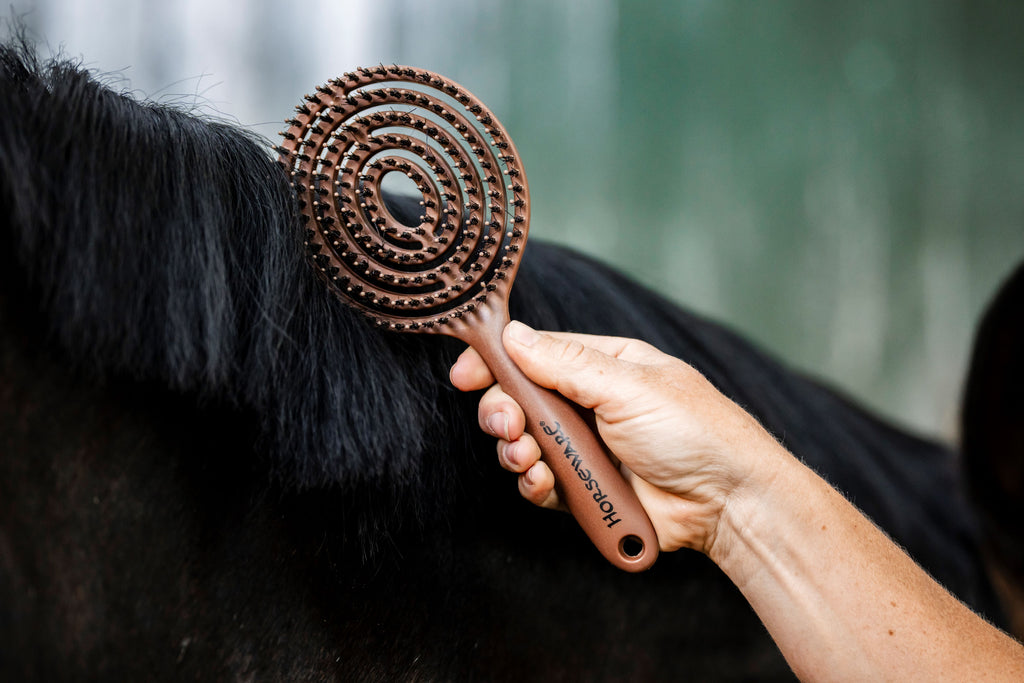 Horseware Manke- & Halebørste - Nem og skånsom udredning med flot finish