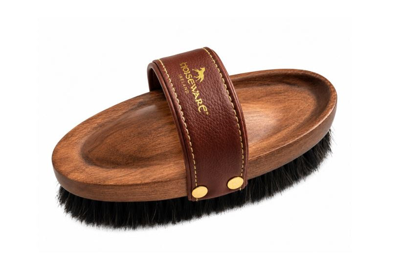 Horseware Signature Polish Brush / Strigle. Glansbørste – Den perfekte finish til en skinnende pels