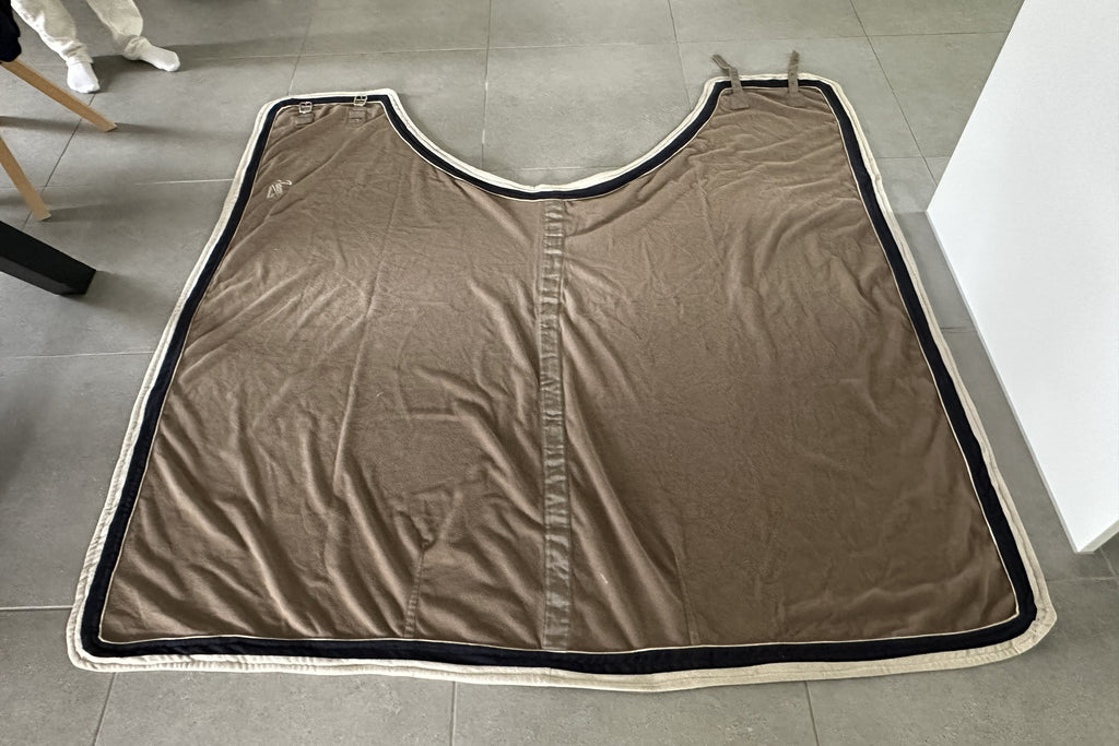 Dækken Jacson fleecedækken – Brun/Navy – Str. 135 cm