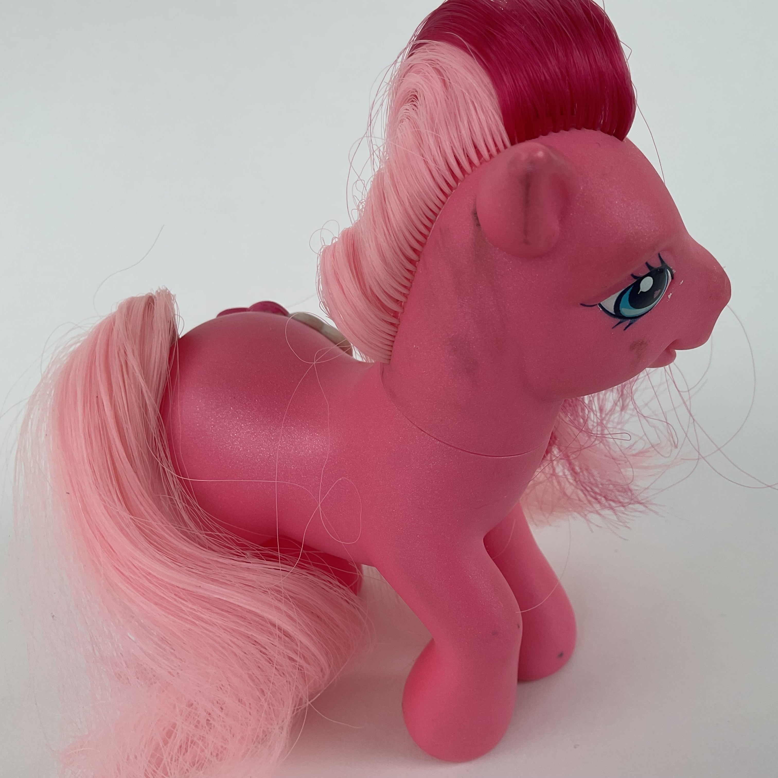 My Little Pony figur med langt hår – pink – ca. 14 cm