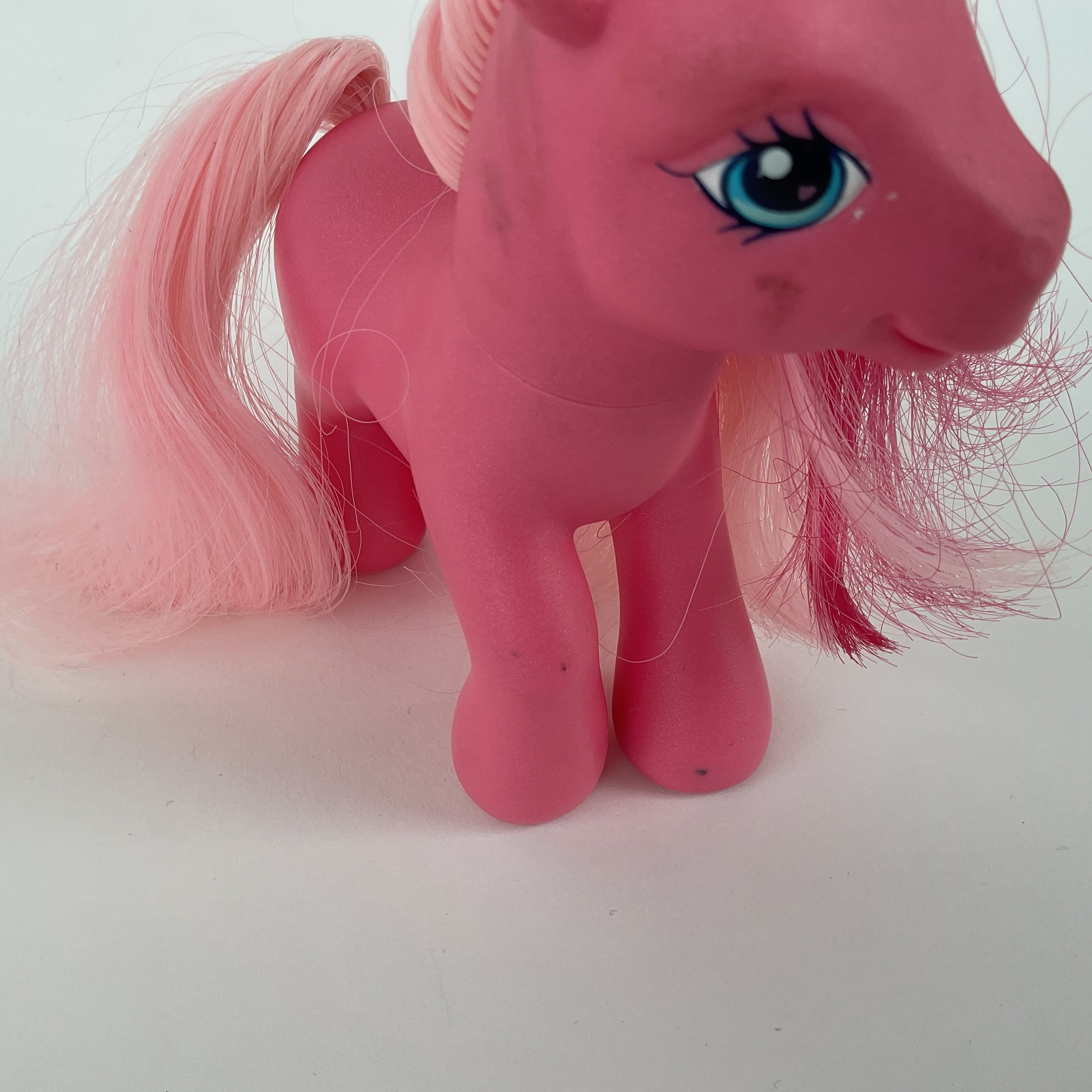 My Little Pony figur med langt hår – pink – ca. 14 cm