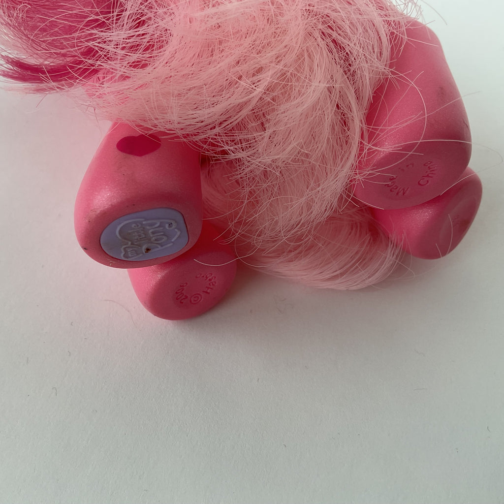 My Little Pony figur med langt hår – pink – ca. 14 cm