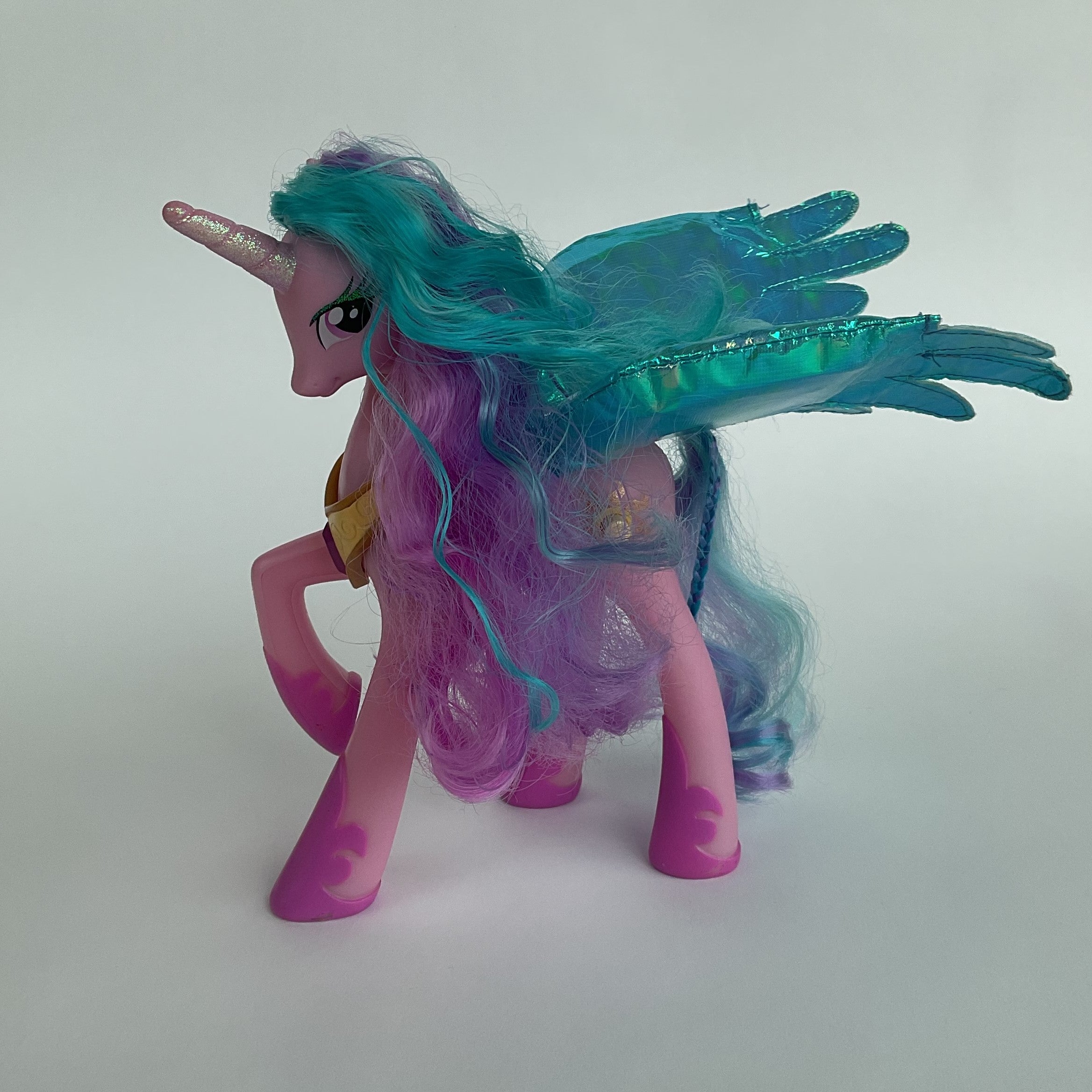 My Little Pony prinsessefigur med lys, lyd og bevægelige vinger – ca. 22 cm