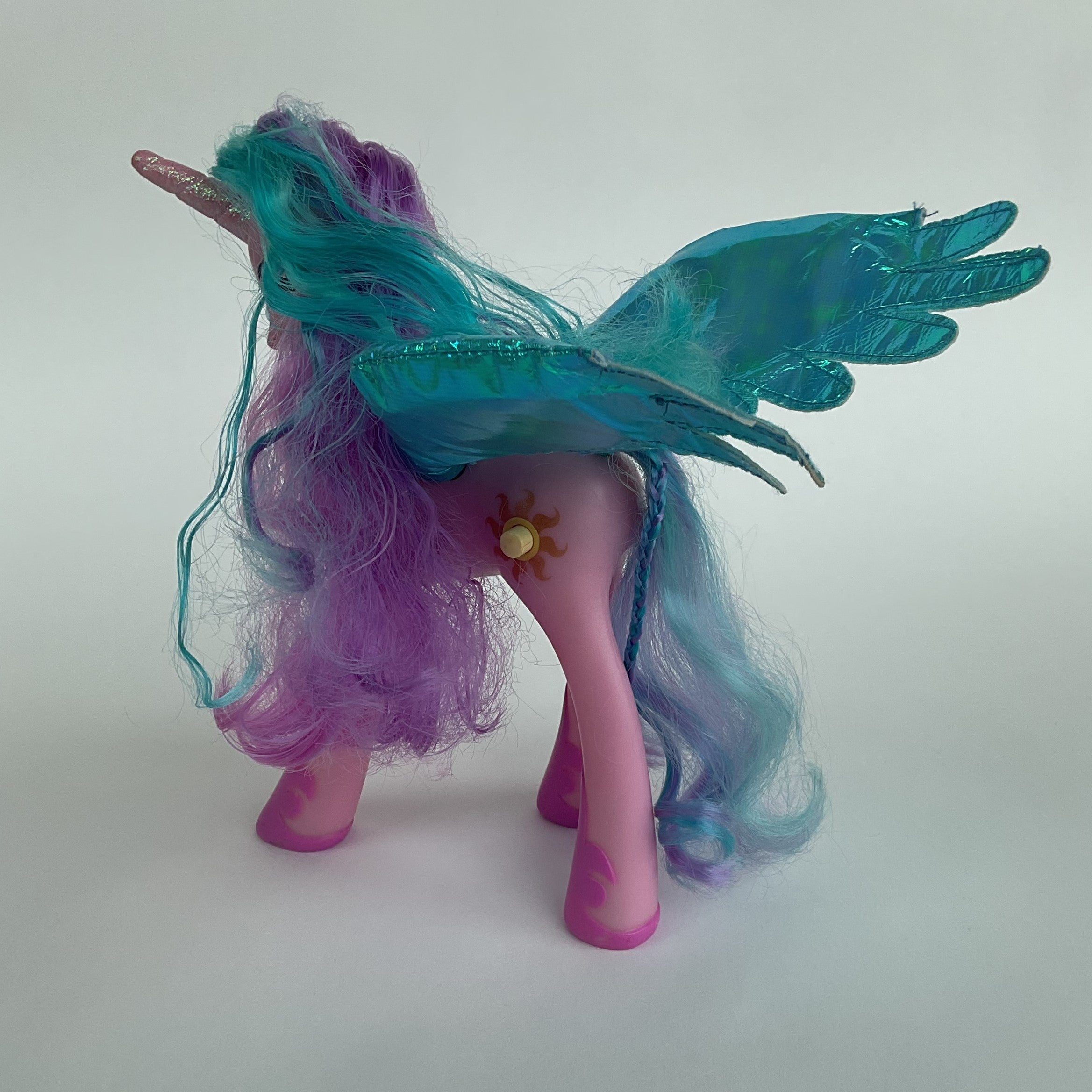 My Little Pony prinsessefigur med lys, lyd og bevægelige vinger – ca. 22 cm