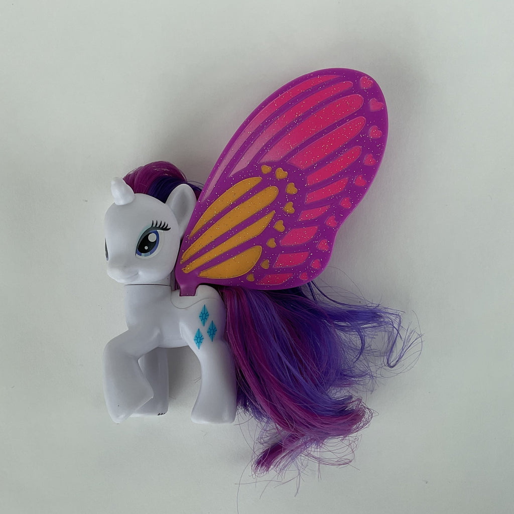 My Little Pony figur med store pink vinger – hvid/lilla – ca. 12 cm
