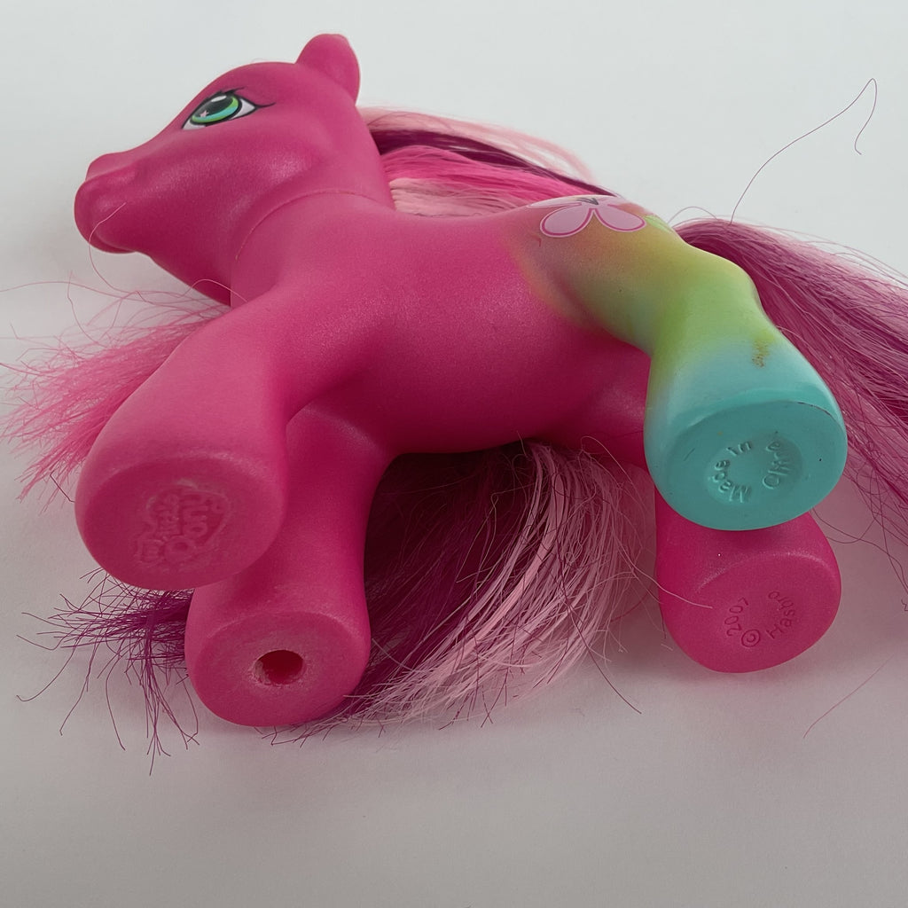 My Little Pony figur med sommerfugle – pink med langt hår – ca. 12 cm