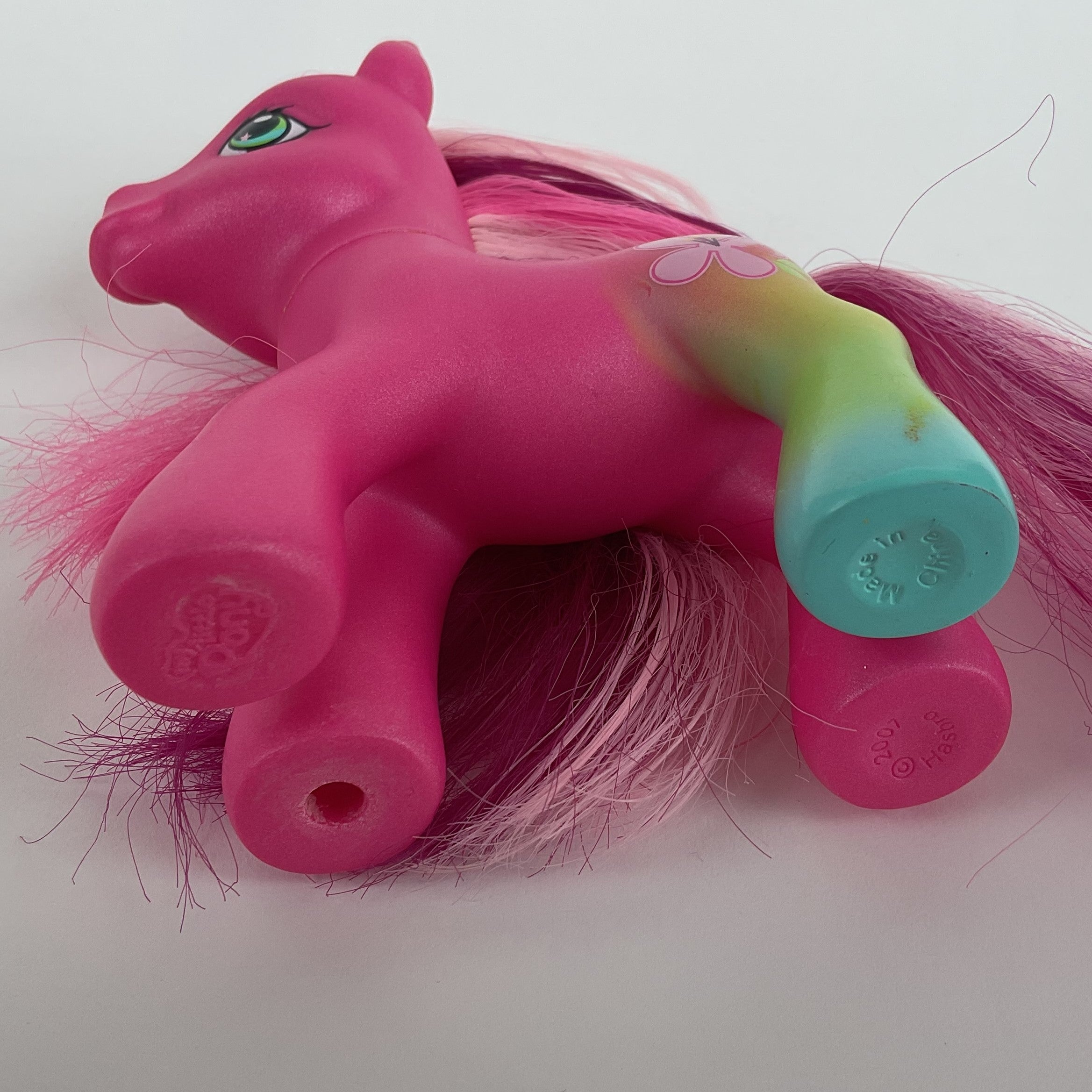 My Little Pony figur med sommerfugle – pink med langt hår – ca. 12 cm