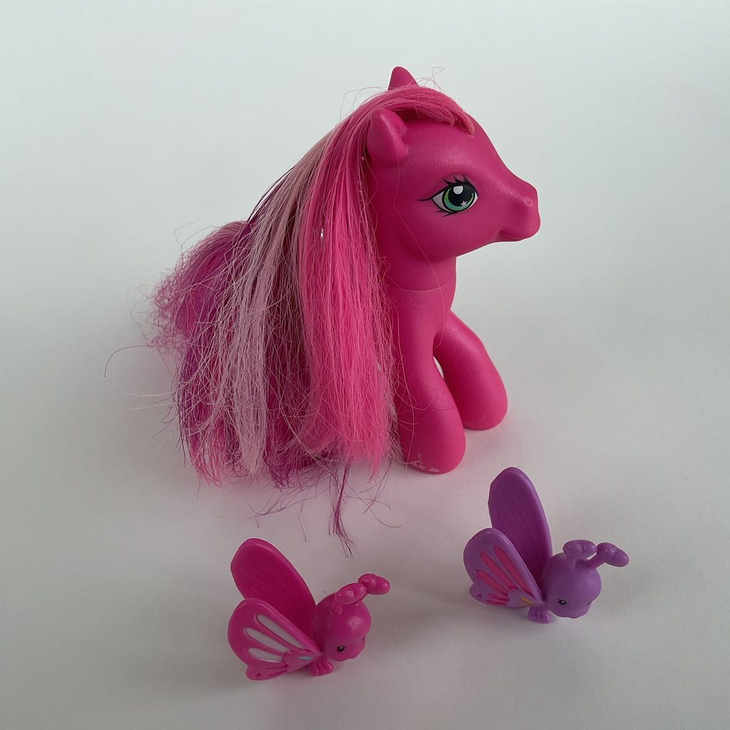 My Little Pony figur med sommerfugle – pink med langt hår – ca. 12 cm
