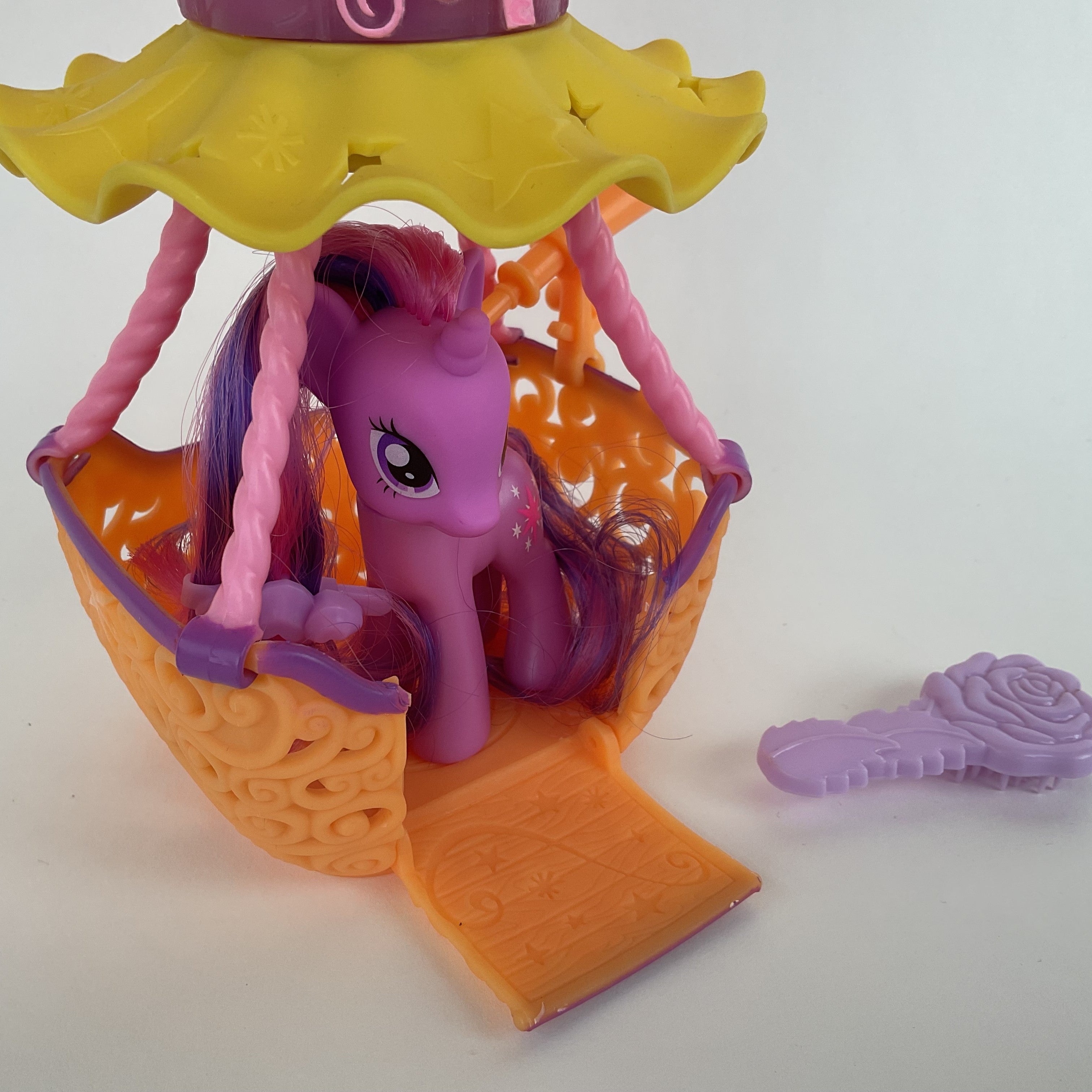My Little Pony pony med luftballon – inkl. børste og hårspænde