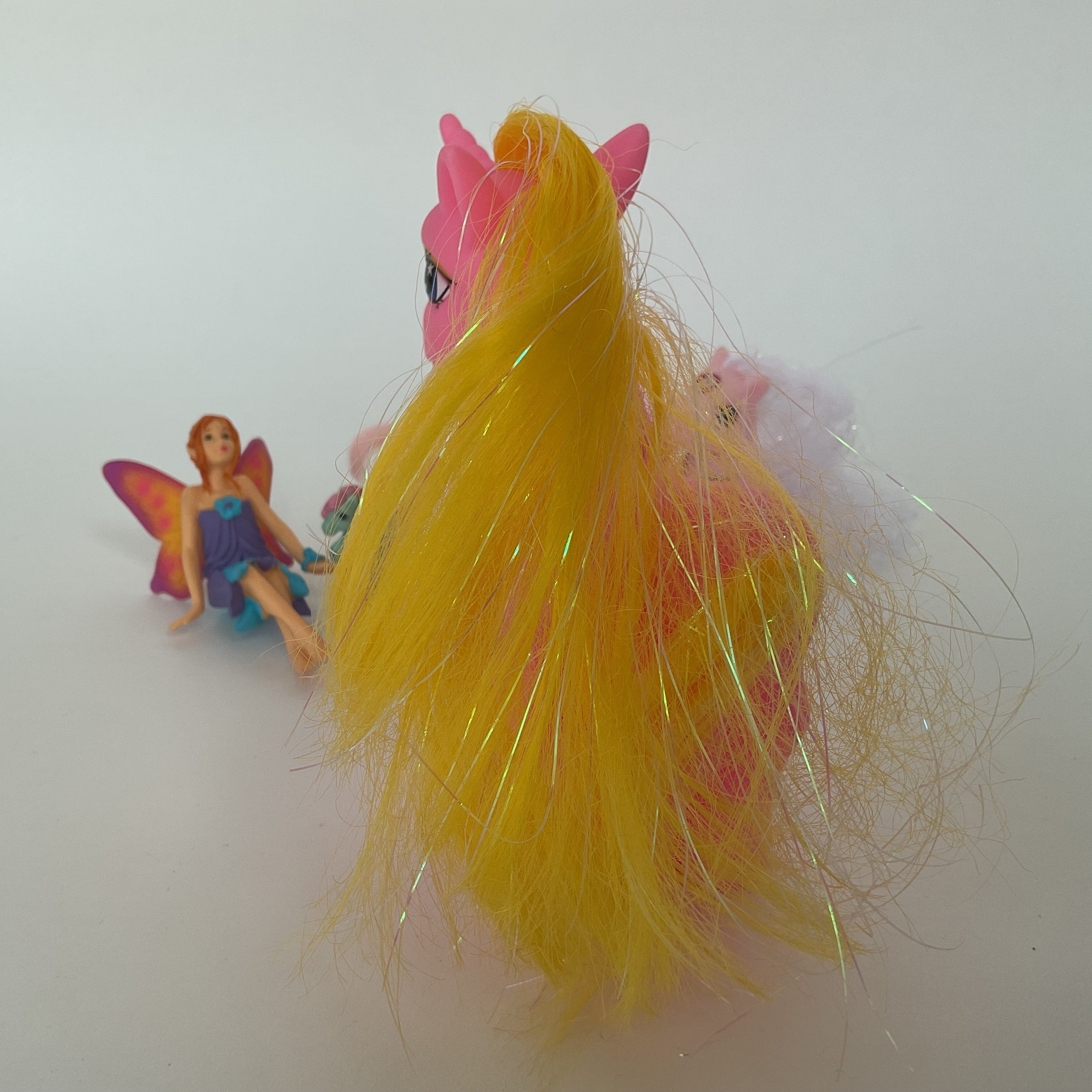 Ponyfigurer med stor lyserød enhjørning, små ponyer og fe, 5 stk. – ca. 3-13 cm