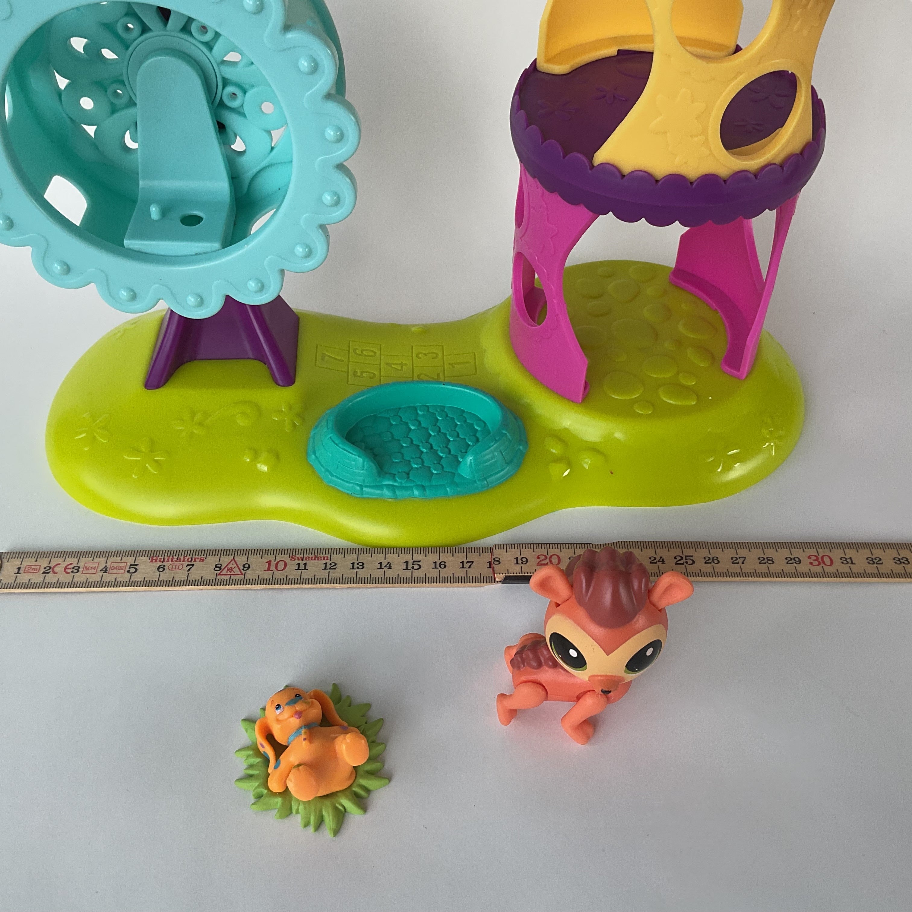 Pet Shop / kæledyrs legeplads med funktioner – str. ca. 35 x 30 cm