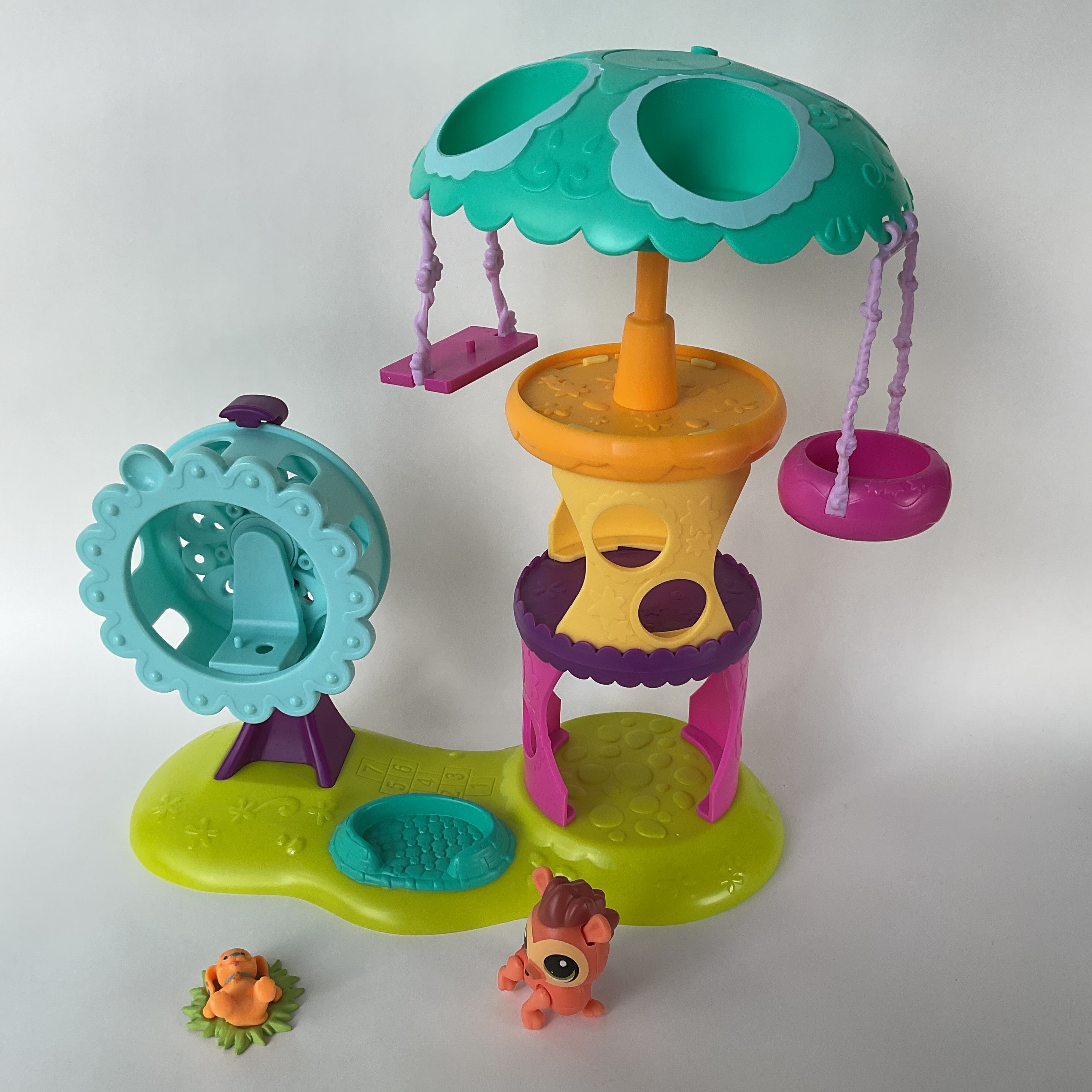 Pet Shop / kæledyrs legeplads med funktioner – str. ca. 35 x 30 cm