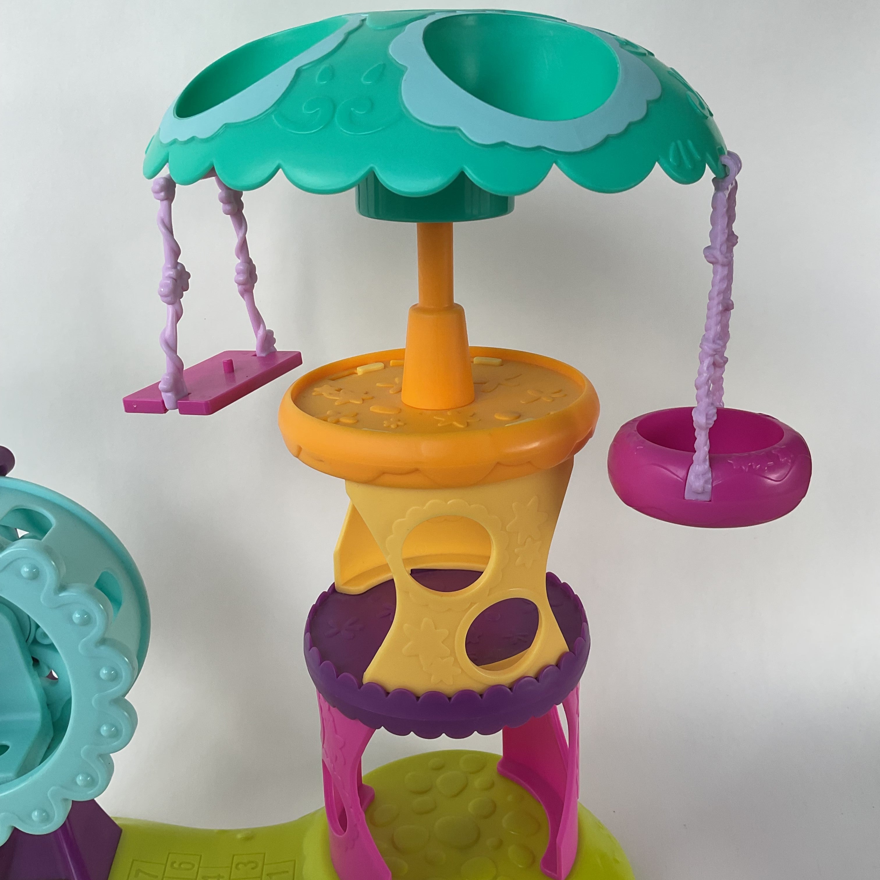 Pet Shop / kæledyrs legeplads med funktioner – str. ca. 35 x 30 cm