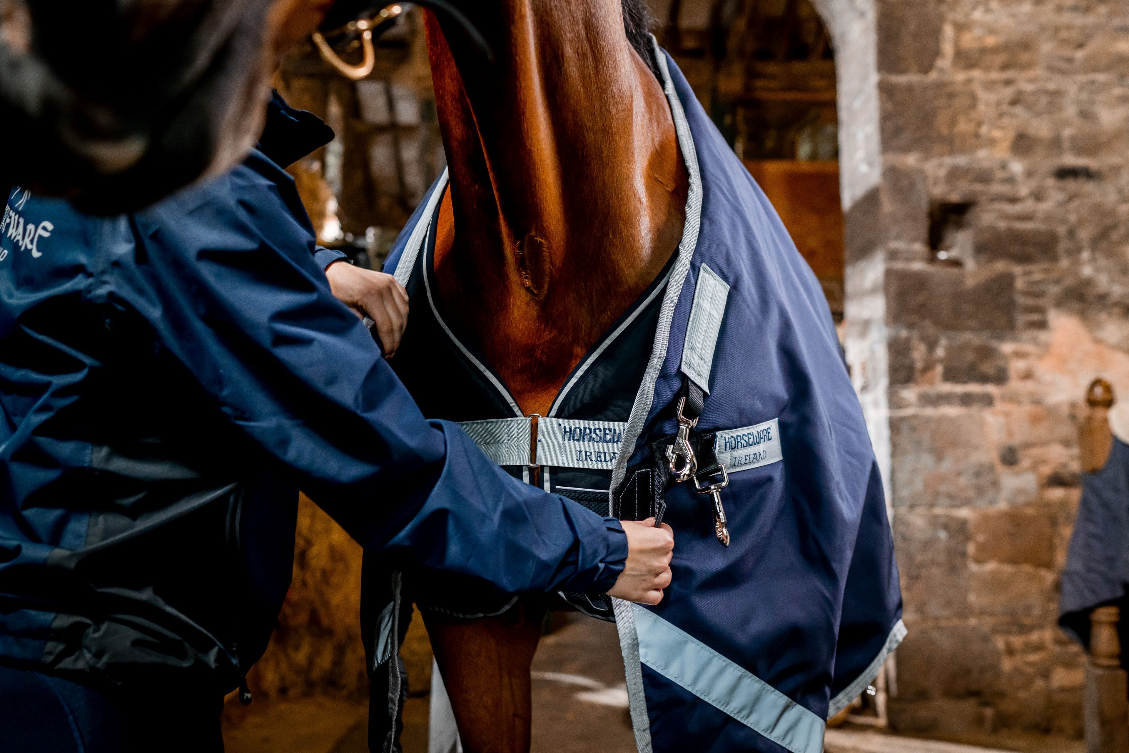 Horseware Dry Liner 50g - Tørrer hesten under dækkenet. Navi/Silver